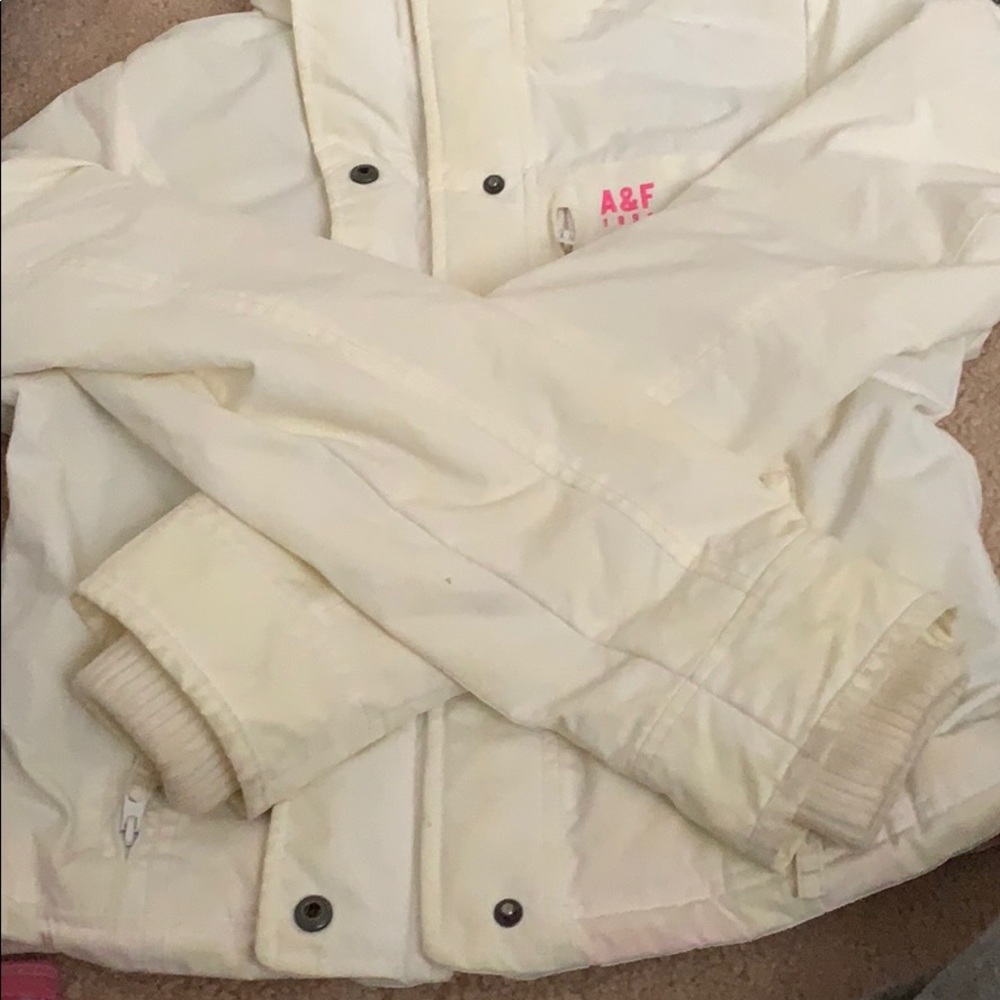 Warm jacket - Picture 2 of 4
